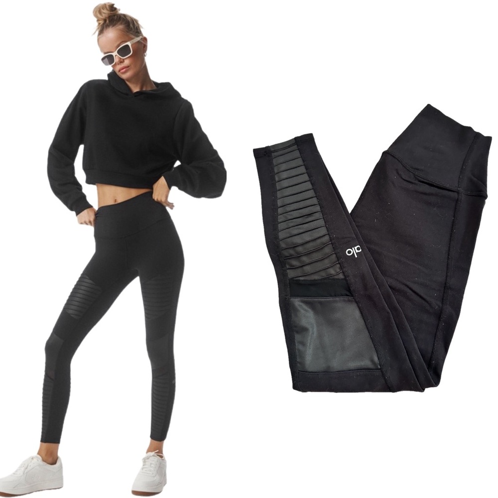 Alo Yoga 7/8 High-Waisted Moto Leggings in Black Size XS